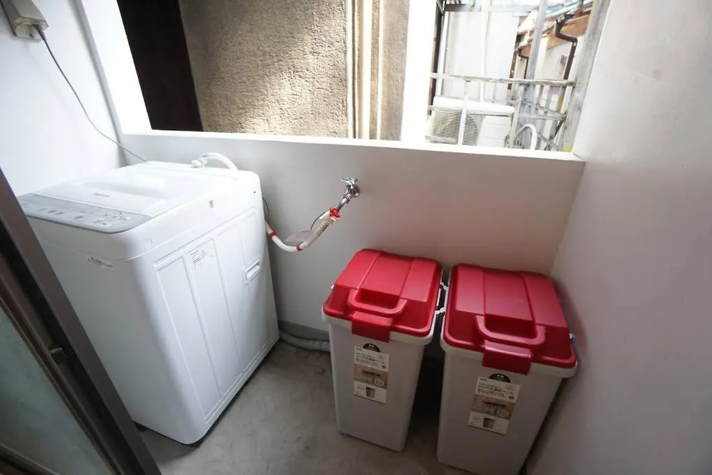 Apartment House Kamon Heights 206 Osaka Japonya